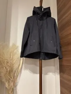 マウンテンパーカー