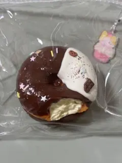 kaiun cream 2段　チョコレート　ドーナツ スクイーズ チャーム付き