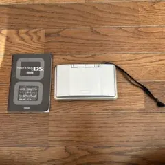 Item thumbnail for item 54440808-fc1c-4668-bd6e-5e1311c40813