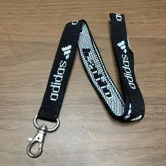 アディダス　ネックストラップ