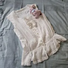 ★インゲボルグ★❤️清楚なブラウス✨パールボタン✨リボン２個付き✨綿ローン白