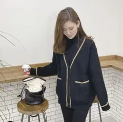 Item thumbnail for item c55e261b-f69c-459f-9a9a-125f56e4ac63