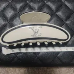 アイボリー ストーン付きヘアクリップ 約10cm