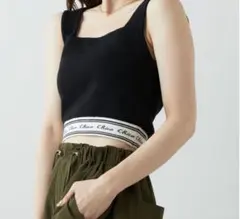 CHICO ショート丈裾ロゴニットタンク
