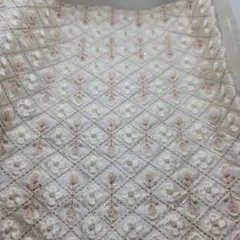 特価✨インド刺繍生地 スパンコール付 花柄 ベージュ横95cm縦約28cm
