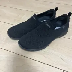 SKECHERS ブラック スリッポン