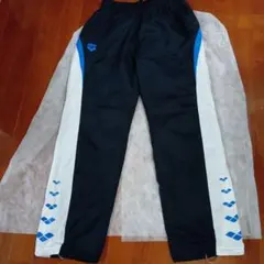 arena アリーナ ロングパンツ Mサイズ