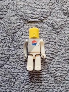 ペプシマンレモン ペプシマン キューブリック レモン - メルカリ