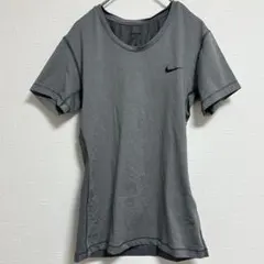 ナイキ プロ 半袖Tシャツ