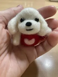 羊毛フェルト 犬 置物 ハート模様