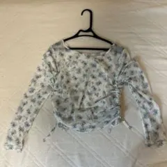 FOREVER21 花柄 シアー 長袖 トップス シャーリング