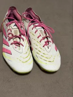 adidas PREDATOR サッカースパイク