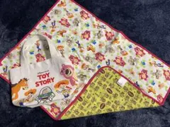 おむつ替えシート　トイストーリー