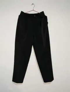 earth music&ecology テーパードパンツ　スラックス　アース