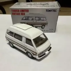 Item thumbnail for item ef64cccb-703b-411e-94b9-ff639bab101e