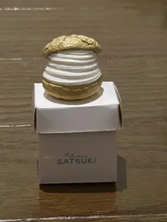 Item thumbnail for item a7c4b5a3-2967-4939-b4fa-720f2d76b15f