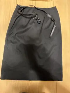 BURBERRY BLUE LABEL ブラックタイトスカート