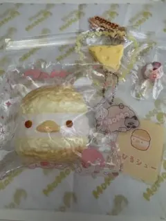 Momo スクイーズ シュークリーム