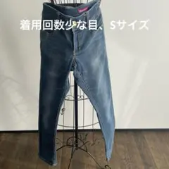 ブルースキニーデニム