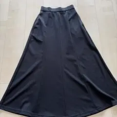 GU フレアロングスカート XS