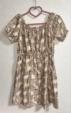 Lizmelo フラワープリント 半袖ひざ丈ワンピース