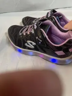 Skechers LEDライト付きスニーカー 35