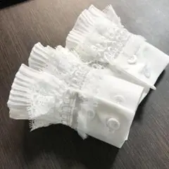 3種の素材を贅沢に使った淑女のつけ袖　白