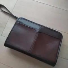 Item thumbnail for item 435c9dbb-0beb-4bb3-9192-a4ff36fecf47