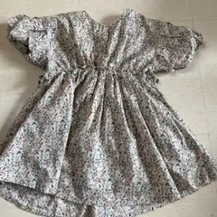 パフスリーブ花柄ワンピースのサムネイル