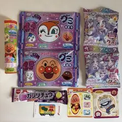 【新品】不二家 アンパンマン プリキュア グミ ラムネ 詰め合わせセット シールのサムネイル