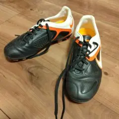 Nike サッカーシューズ 黒/オレンジ/白 FG　22.5センチ