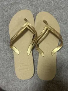 havaianas ハワイアナス　ビーチサンダル　ゴールド　24cmのサムネイル