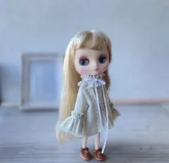 Item thumbnail for item 115e5bc6-d8e1-4010-99da-ecb896a89dfc