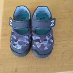 New Balance 208 迷彩柄サンダル