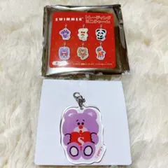 新品　SWIMMER クマ アクリルキーホルダー　ミニチャーム