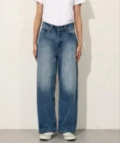 【美品】ワイドデニム　アメリカンホリックのサムネイル