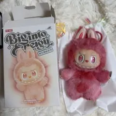 LABUBU ラブブ　エナジー　v3 赤