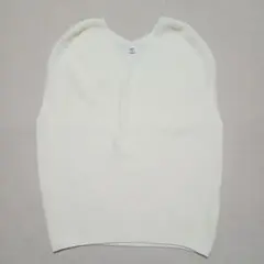 ユニクロ　3DコットンコクーンVネックセーター（半袖）