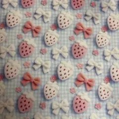 1m 大人可愛い　水色ピンク立体風いちご苺とリボンチェック柄 生地 ハンドメイド