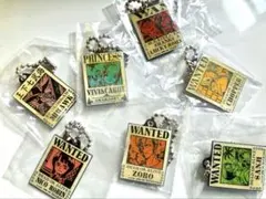 ワンピース　手配書　キーホルダー　WANTED 7個セット