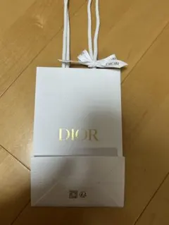 DIOR ホワイトショッピングバッグ