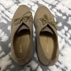Salvatore Ferragamo ベージュ レースアップシューズ