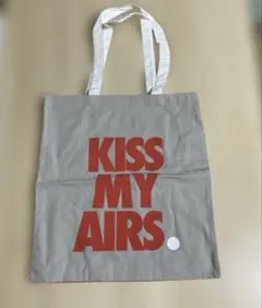 NIKE × OVERKILL KISS MY AIRS トート　（グレー、赤）のサムネイル