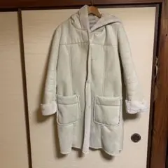 美品 フェイクムートンコート アイボリー 38サイズ