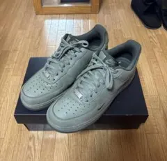 NIKE エアフォースワン　カーキのサムネイル