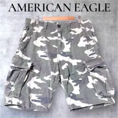 AMERICAN EAGLE 迷彩カーゴハーフパンツ 30 カモフラージュ柄