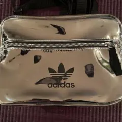 アディダスミニバック