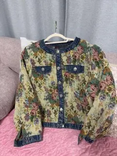 花柄　ジャケット　レディース　ノーカラージャケット　M相当　美品