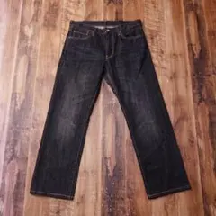 ユニクロ レギュラーフィットストレートセルビッジジーンズ 31 QM15