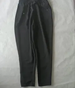ZARA カジュアルパンツ ブラックのサムネイル